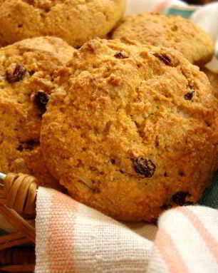 Сконы многозерновые с подсолнечником и изюмом