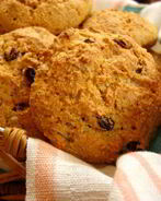 Сконы многозерновые с подсолнечником и изюмом