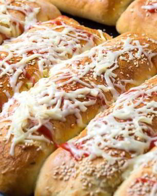 Сконы с томатным соусом