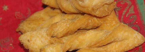 хворост слоистый, постный. Шаг 11