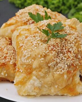 Конвертики из слоеного теста