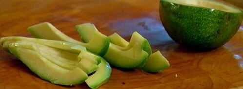 лаваш с ароматной фасолью и авокадо. Шаг 10