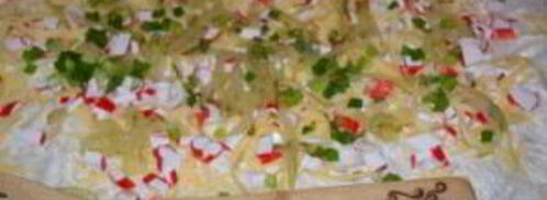 лаваш с крабовыми палочками и огурцом. Шаг 4