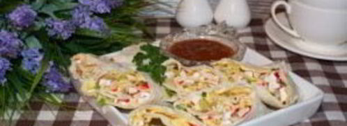 лаваш с крабовыми палочками и огурцом. Шаг 5