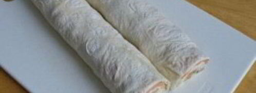 лаваш с красной рыбой и огурцом. Шаг 8