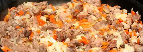 мясо в армянском лаваше. Шаг 2