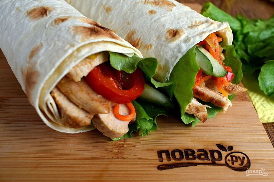 Рецепт ролл из лаваша с курицей и овощами