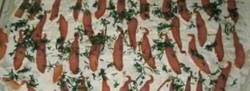 рулетики из лаваша с рыбой. Шаг 3