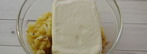 треугольники из лаваша с творогом. Шаг 3