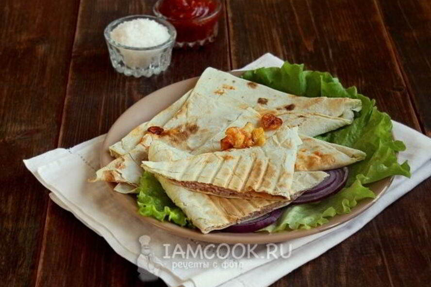 Рецепт треугольники из лаваша с ветчиной и сыром