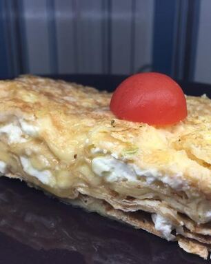 Запеченный лаваш с сырами