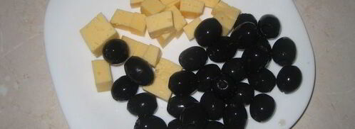 фокачча из шариков с сыром и оливками. Шаг 4