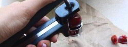 фокачча с вишней и розмарином. Шаг 3