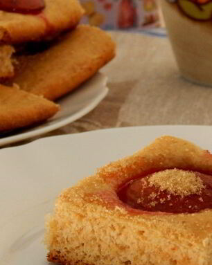 Фокачча со сливами