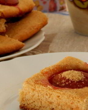 Фокачча со сливами