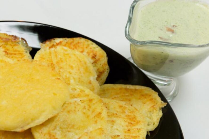 Рецепт кукурузные лепешки и йогуртовый соус