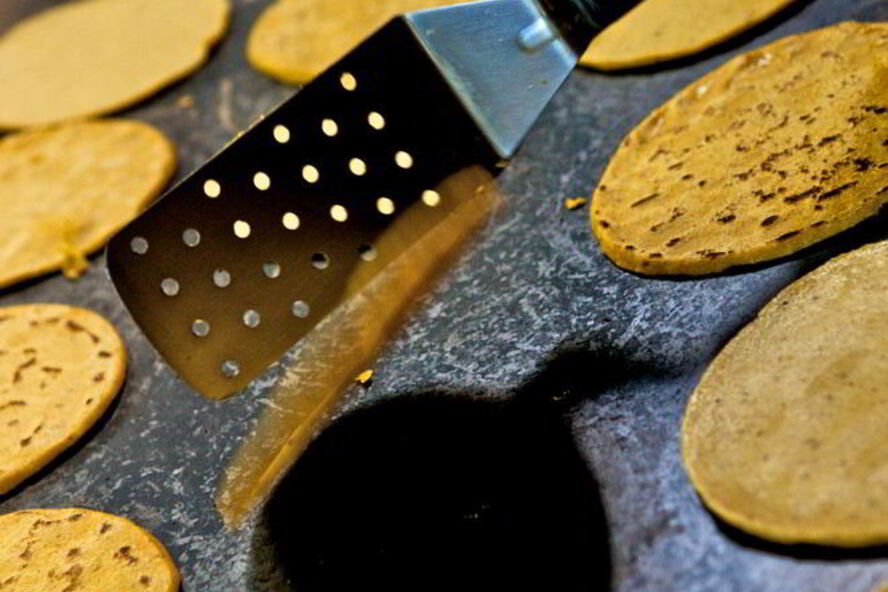 Рецепт лепешки на кефире с начинкой