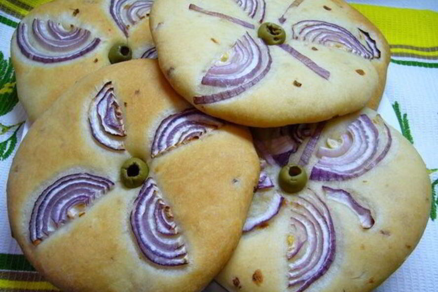 Рецепт лепешки с луком на оливковом масле