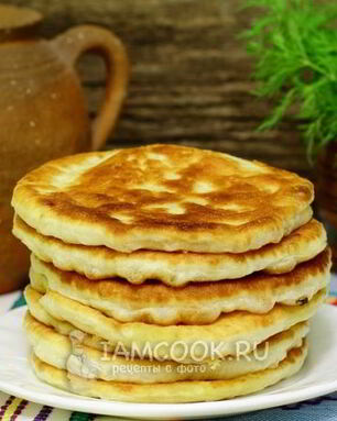 Лепешки с сыром дрожжевые