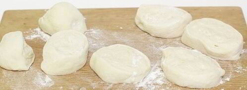 лепешки с сыром дрожжевые. Шаг 6