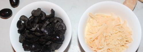 лепешки с сыром и маслинами. Шаг 4