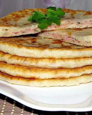 Сырные лепешки