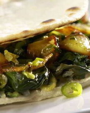 Восточные лепешки с двойной начинкой