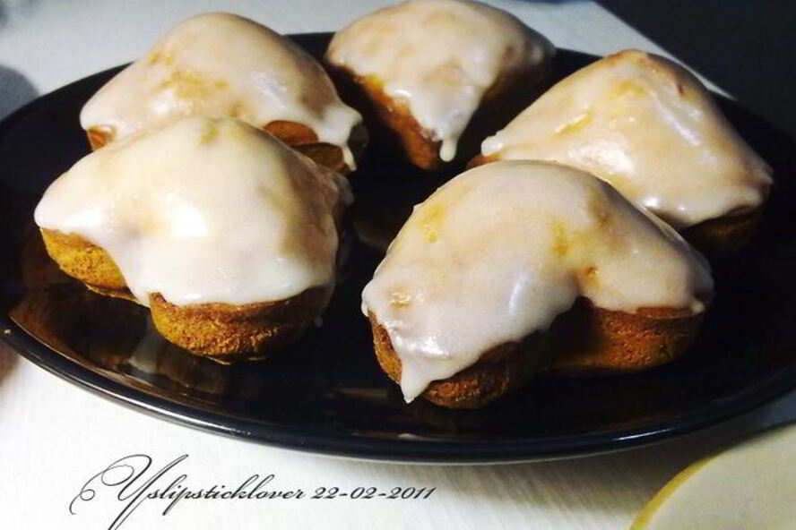 Рецепт маффины с цукатами в сахарной глазури