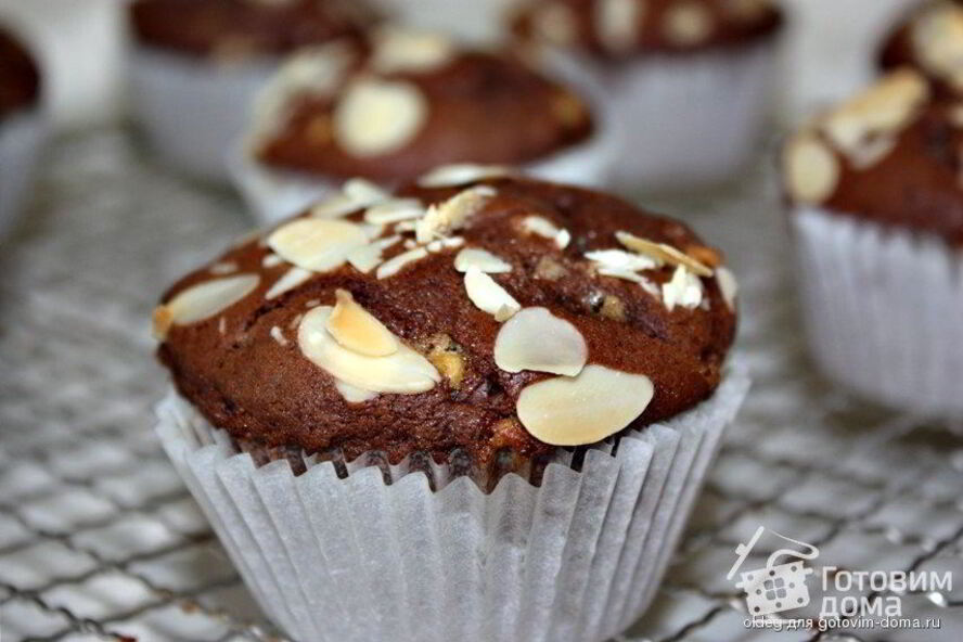 Рецепт шоколадные маффины с белым шоколадом и миндалем