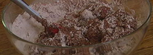 шоколадные маффины с черешней. Шаг 6