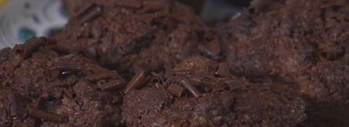 шоколадные маффины с черешней. Шаг 9