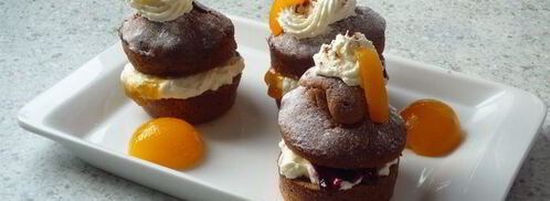 шоколадные маффины со взбитыми сливками. Шаг 2