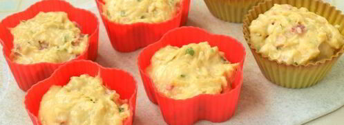 закусочные маффины с колбасой и сыром. Шаг 5