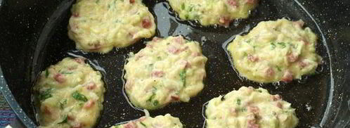 кабачковые оладьи с колбасой. Шаг 5