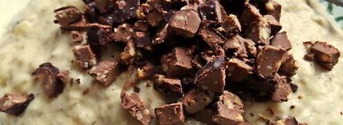 оладьи банановые с конфетами. Шаг 5