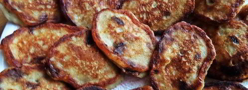 оладьи банановые с конфетами. Шаг 8