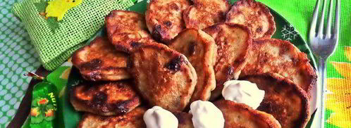 оладьи банановые с конфетами. Шаг 9