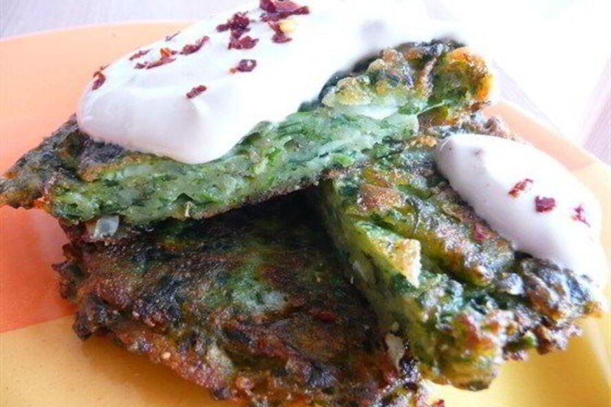 Рецепт оладьи из картофеля, кабачков и шпината