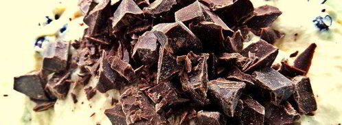 оладьи с шоколадно-ягодной добавкой. Шаг 8