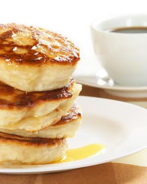 Пышные яблочные оладьи