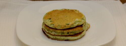 шпинатные оладьи с семгой. Шаг 6