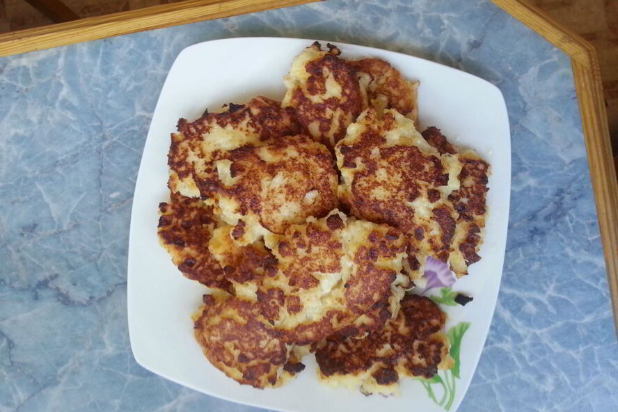 Рецепт яблочные оладьи на манной каше