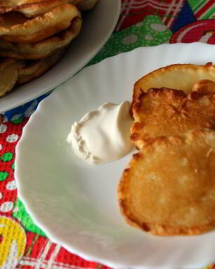 Заварные дрожжевые оладьи на молоке