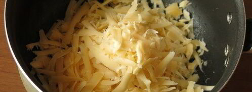 крекеры с крабовыми палочками. Шаг 2