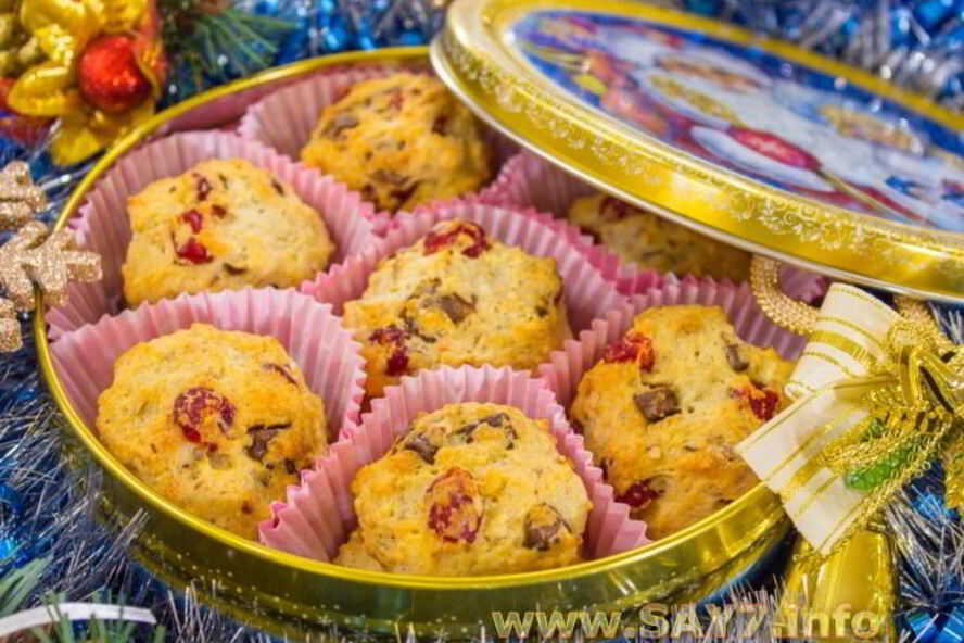 Рецепт печенье творожное с вишней, миндалем и шоколадом