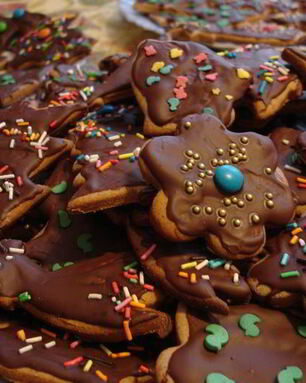 Пряное новогоднее печенье