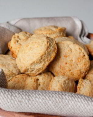 Сырное печенье на соде