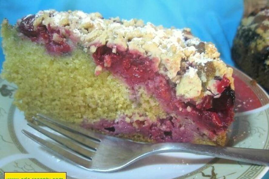 Рецепт пирог бисквитный с вишнями