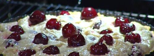 пирог с орехово-вишневой начинкой. Шаг 9