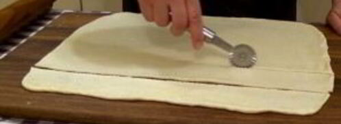 пирог спиральный из творожного теста. Шаг 2